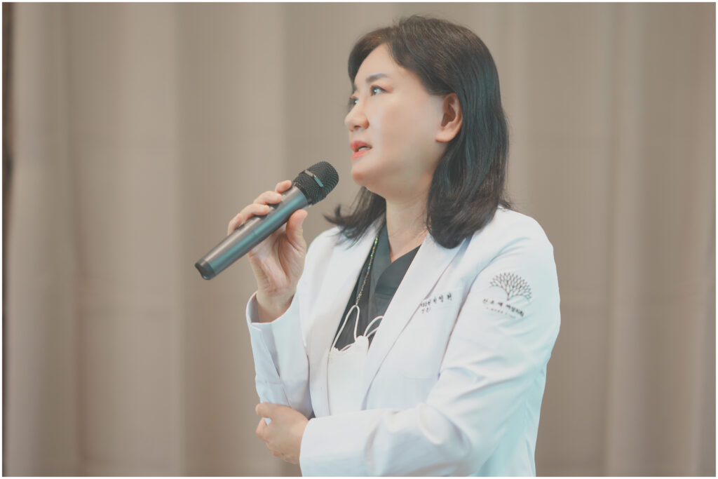 신소애여성의원 박정원 대표원장 여성성형 강의 1